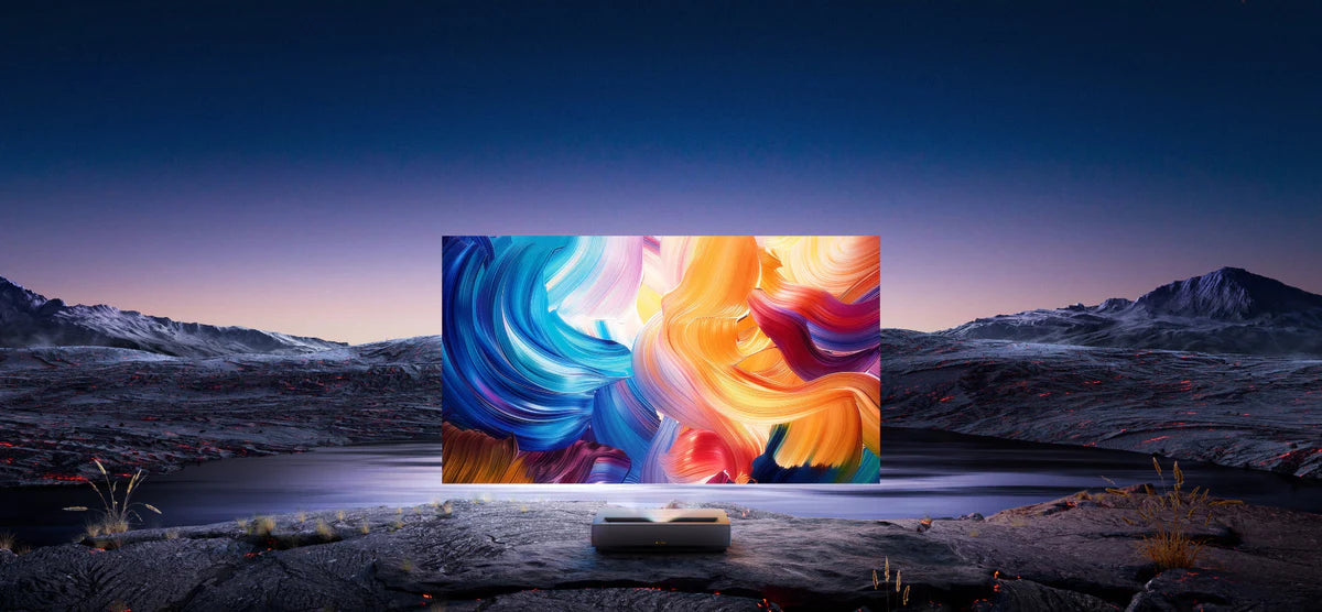 Projektor Formovie Cinema Edge 4K UST Laser z Google TV i Netflixem