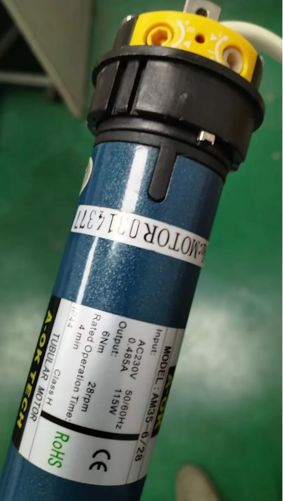 Replacement motor ScreenPro Jampo — zawartość zestawu, specjalna napędzana korona | SounDemo