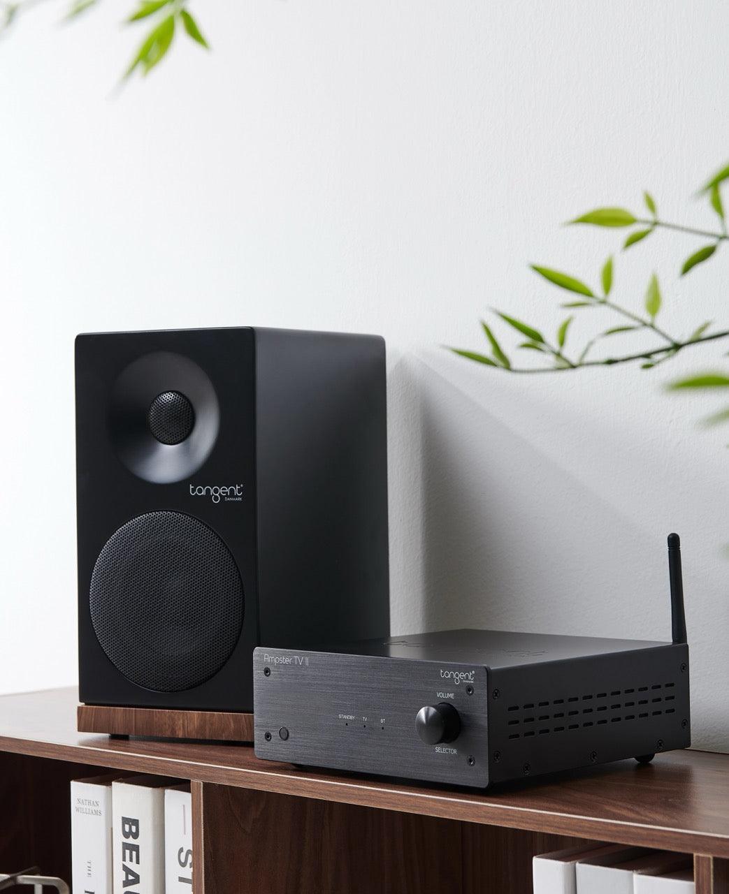 Wzmacniacz Tangent Ampster TV II w przestrzeni