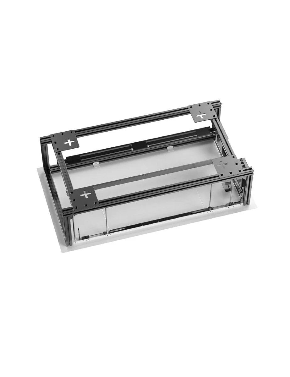 PHANTOM In-Ceiling Case — otwarta obudowa z projektorem UST w pozycji roboczej | SounDemo